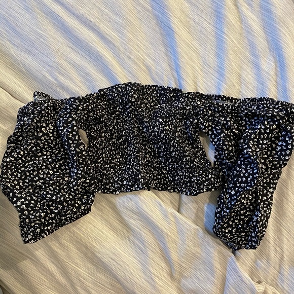 Floral crop top - Picture 2 of 2